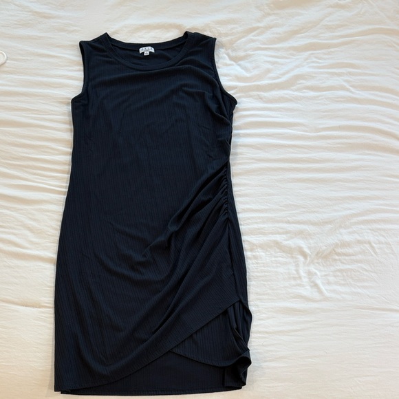 Dresses & Skirts - Navy Sleeveless Dress